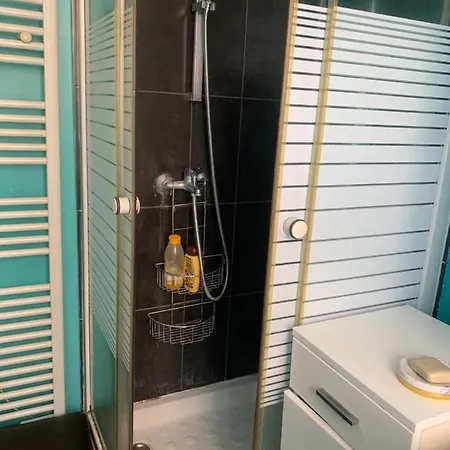 One Bedroom - Paris